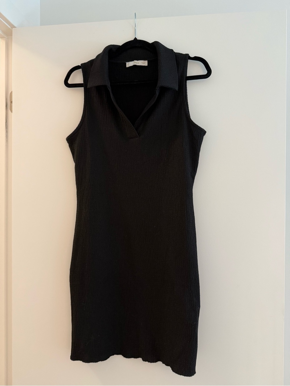 Mango Sleeveless Black Collared Shift Dress